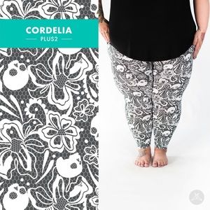 BNWT SweetLegs "Cordelia” Adult Plus2 (Fits most 22-28) full length leggings
